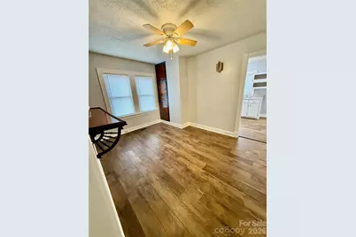 100 Perry Street, Marion, NC 28752 - Photo 10