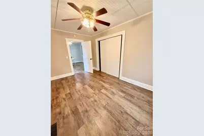 100 Perry Street, Marion, NC 28752 - Photo 14