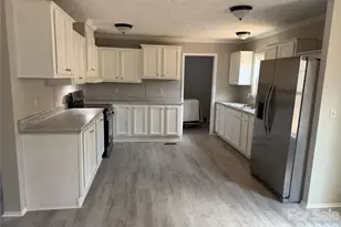 190 Noahs World Ln, Union Mills, NC 28167 - Photo 6