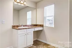 6736 Jerimoth Pl, Charlotte, NC 28215 - Photo 8