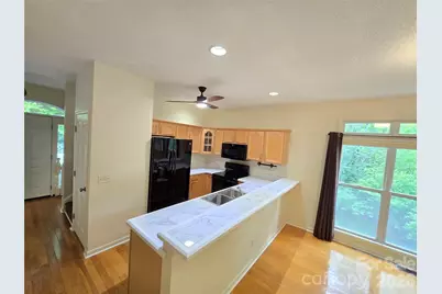 73 Dalya Road, Swannanoa, NC 28778 - Photo 8