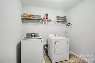 10916 Tower Oak Dr, Charlotte, NC 28269 - Photo 22