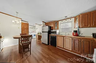 109 10th St NE, Hildebran, NC 28637 - Photo 4