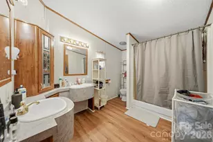 109 10th St NE, Hildebran, NC 28637 - Photo 8