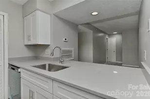 11024 Harrowfield Rd, Charlotte, NC 28226 - Photo 2