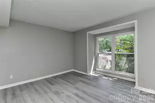 11024 Harrowfield Rd, Charlotte, NC 28226 - Photo 10