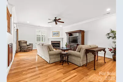 61 Blythe Commons Court, Hendersonville, NC 28791 - Photo 8