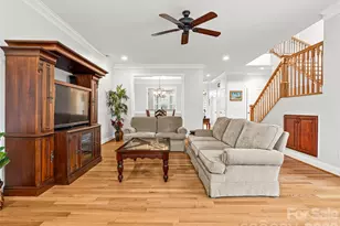 61 Blythe Commons Ct, Hendersonville, NC 28791 - Photo 12