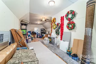 3308 Grandeur Rd, Charlotte, NC 28269 - Photo 20