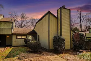 6107 Bent Tree Ct, Charlotte, NC 28212 - Photo 2