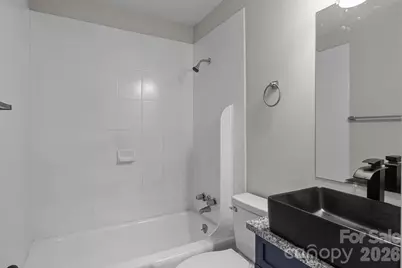 5300 Hickory Lane, Charlotte, NC 28216 - Photo 20