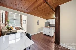 201 S Hoskins Rd, Charlotte, NC 28208 - Photo 6