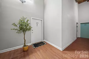 201 S Hoskins Rd, Charlotte, NC 28208 - Photo 18