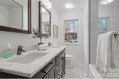 470 Livingston Drive, Charlotte, NC 28211 - Photo 22