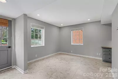 470 Livingston Drive, Charlotte, NC 28211 - Photo 30