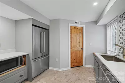 470 Livingston Drive, Charlotte, NC 28211 - Photo 28