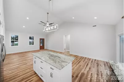 326 E Pine Street, Maiden, NC 28650 - Photo 8