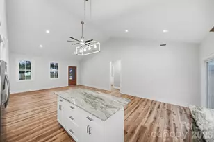 326 E Pine St, Maiden, NC 28650 - Photo 8