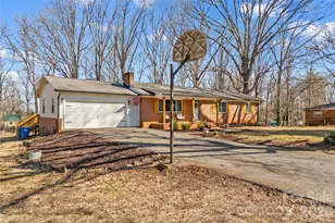 183 Jane Sowers Rd, Statesville, NC 28625 - Photo 6