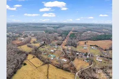 827 Old Henrietta Road, Forest City, NC 28139 - Photo 2