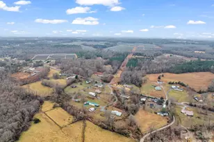 827 Old Henrietta Rd, Forest City, NC 28043 - Photo 2