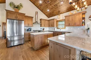 85 Fernbrook Dr, Waynesville, NC 28786 - Photo 10