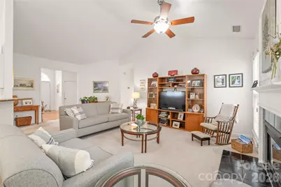 6016 Creekview Court, Harrisburg, NC 28075 - Photo 6