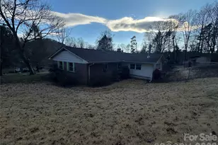 129 Ridgecrest Ave, Marble, NC 28905 - Photo 4