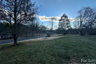 129 Ridgecrest Ave, Marble, NC 28905 - Photo 6