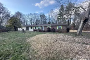 129 Ridgecrest Ave, Marble, NC 28905 - Photo 2