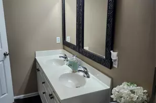 4322 Laurel Hill Ln, Charlotte, NC 28217 - Photo 14