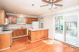 12708 Tucker Crossing Ln, Charlotte, NC 28273 - Photo 6