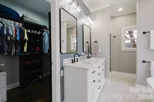 2711 Clemson Ave, Charlotte, NC 28205 - Photo 20