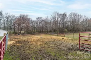 6507 Frieden Church Rd, Gibsonville, NC 27249 - Photo 40