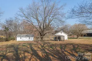 6507 Frieden Church Rd, Gibsonville, NC 27249 - Photo 10