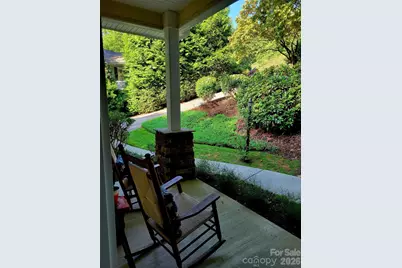 113 Chancery Court, Flat Rock, NC 28731 - Photo 4