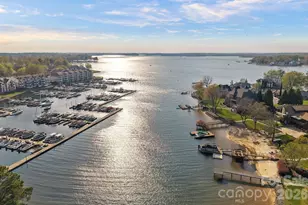 18726 Bluff Point Rd, Cornelius, NC 28031 - Photo 30