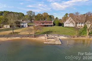 18726 Bluff Point Rd, Cornelius, NC 28031 - Photo 1