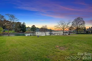 18726 Bluff Point Rd, Cornelius, NC 28031 - Photo 32