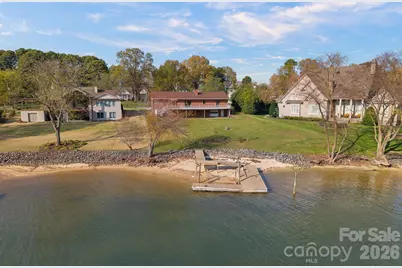 18726 Bluff Point Road, Cornelius, NC 28031 - Photo 2