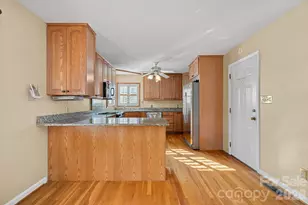 18726 Bluff Point Rd, Cornelius, NC 28031 - Photo 12
