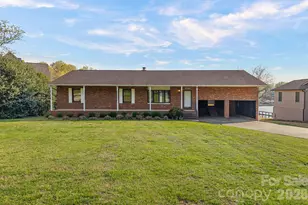 18726 Bluff Point Rd, Cornelius, NC 28031 - Photo 22