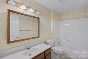 18726 Bluff Point Rd, Cornelius, NC 28031 - Photo 20