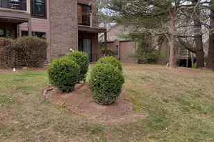 36 Ravencroft Ln, Asheville, NC 28803 - Photo 32