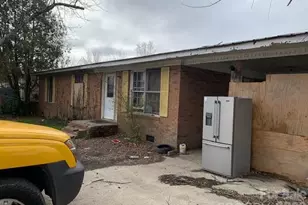 709 Woodcock Dr, Hendersonville, NC 28792 - Photo 2