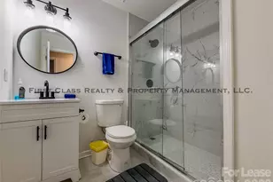 5819 Woodrock Ct, Charlotte, NC 28214 - Photo 14