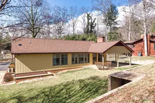 63 Pinecroft Rd, Asheville, NC 28804 - Photo 6