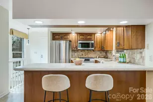 63 Pinecroft Rd, Asheville, NC 28804 - Photo 14