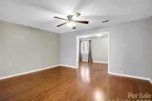 220 Dartcrest Dr, Hendersonville, NC 28792 - Photo 14