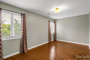 220 Dartcrest Dr, Hendersonville, NC 28792 - Photo 18